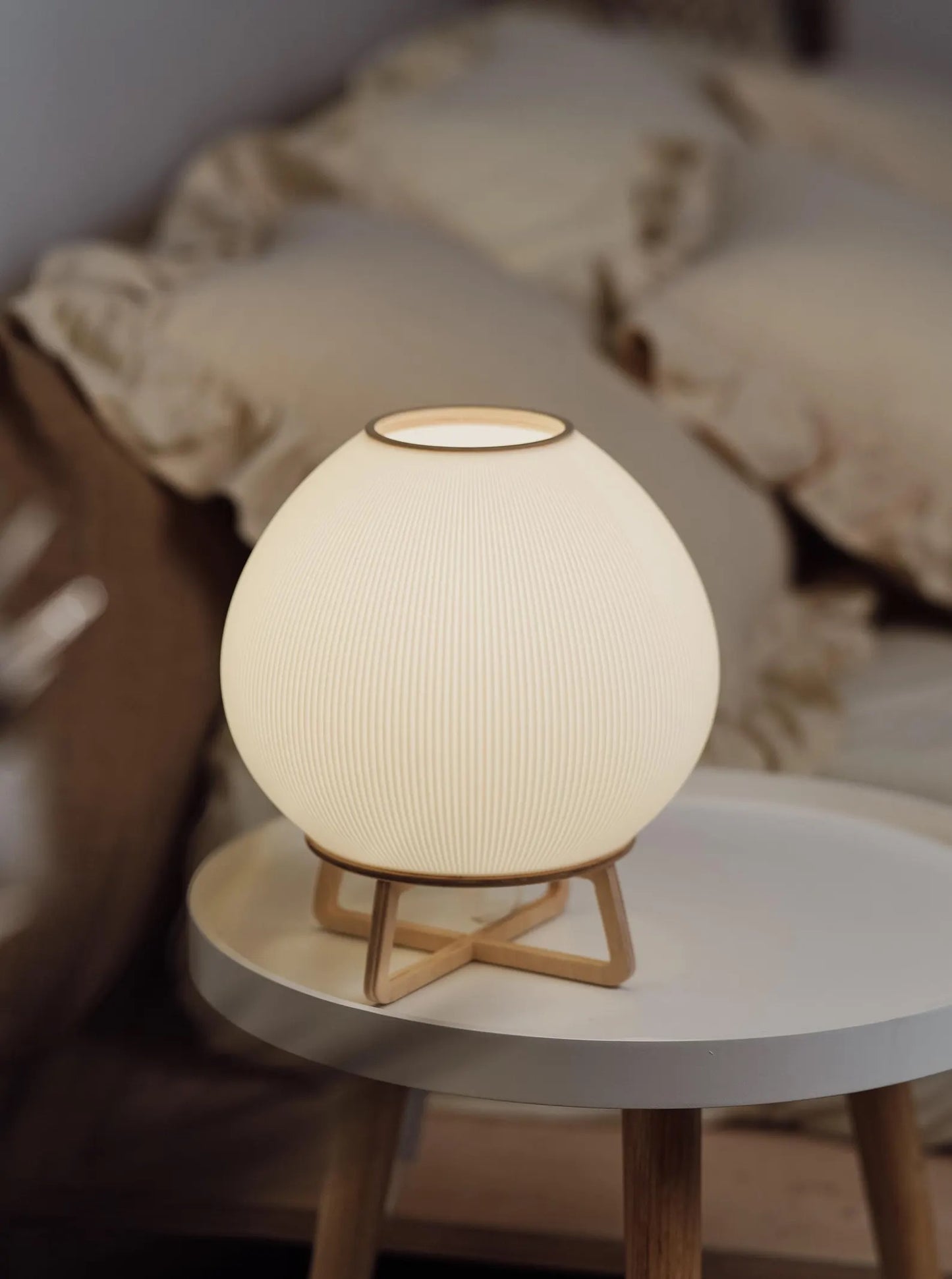 Contemporary Round White Lamp - Versatile Table & Bedside Light Fixture in Scandinavian Style for Any Room