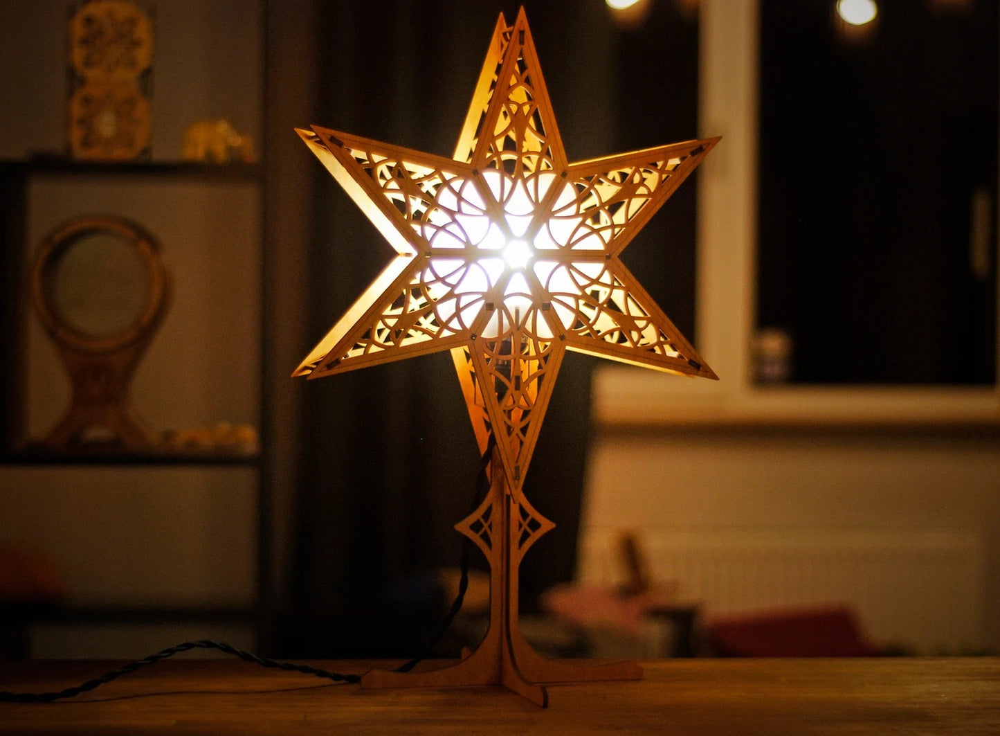 Wooden window star light